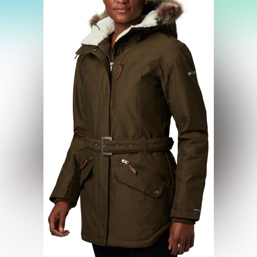BRAND NEW with Tags! Free shipping!
Columbia Women's Carson Pass Jacket